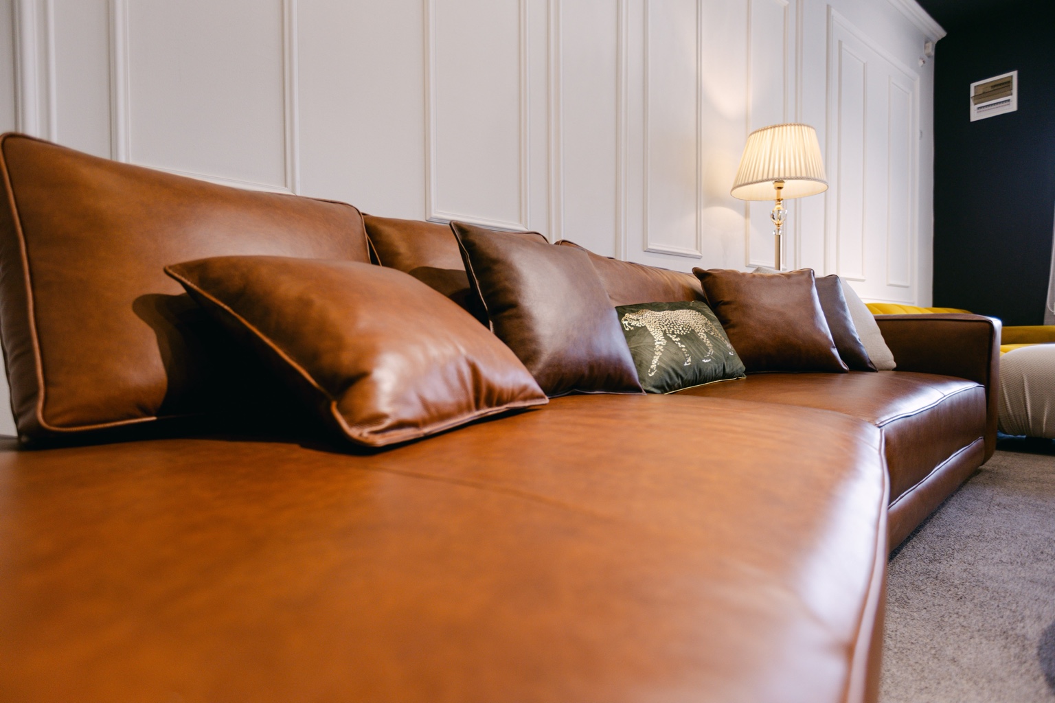Loft Sofa · Cognac koža