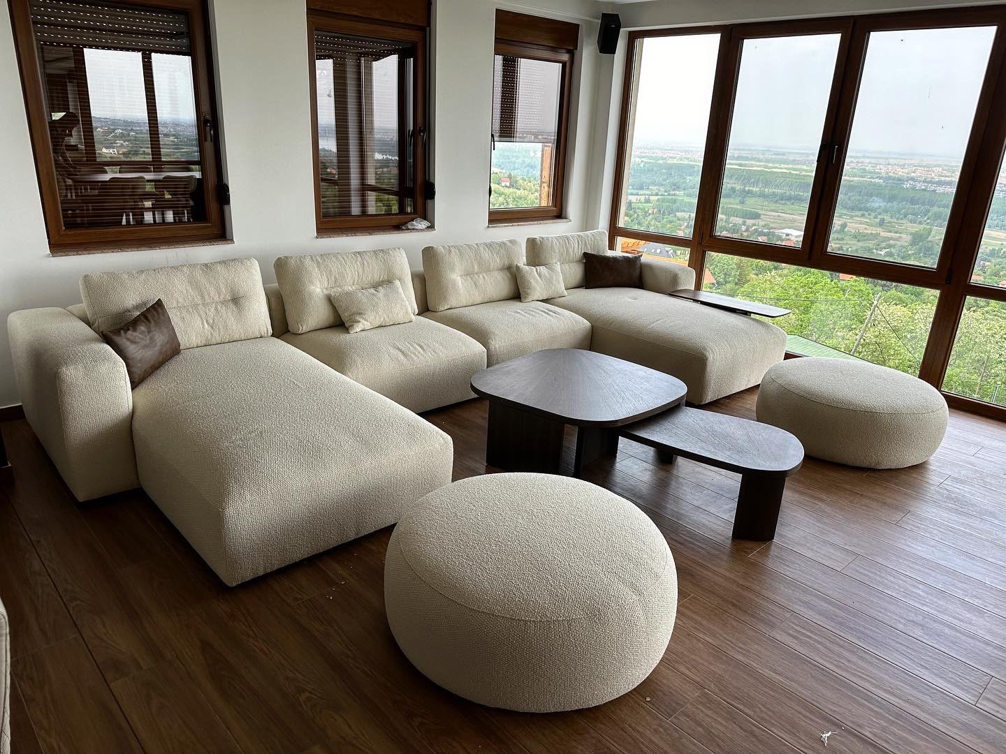 Furni Way of Life modularna sofa u privatnom enterijeru